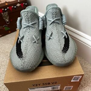 YZY 350 V2